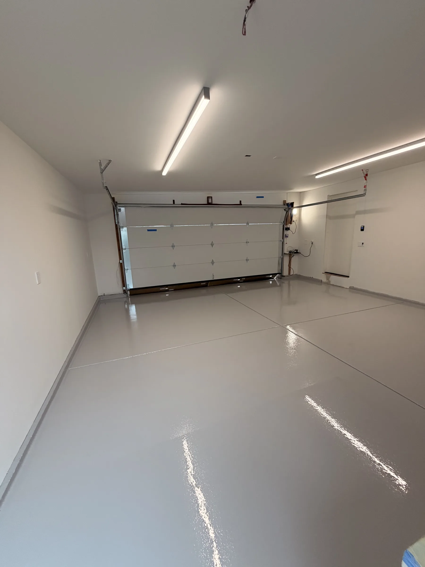 Completed solid epoxy garage floor